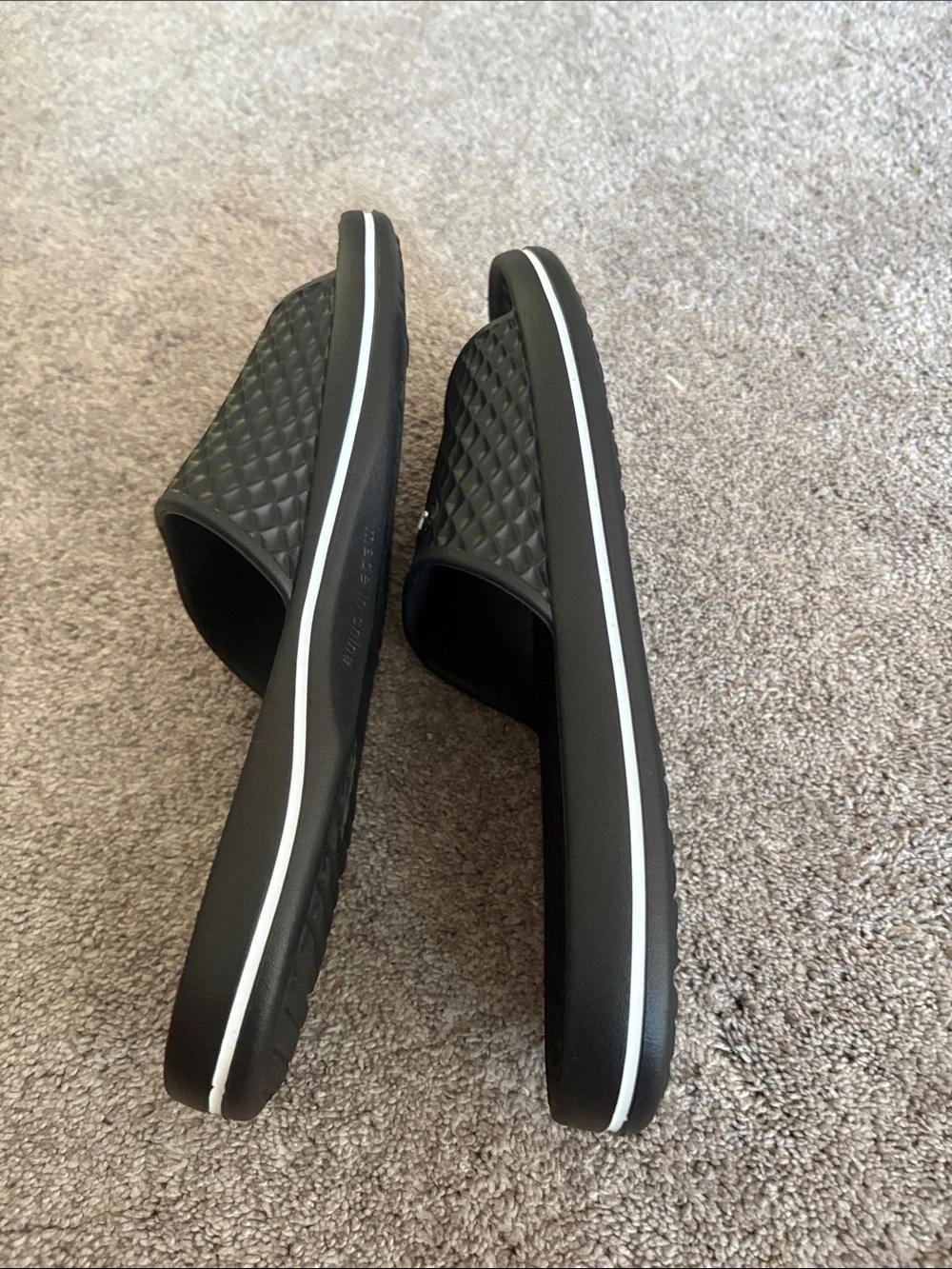 N/A classic black
